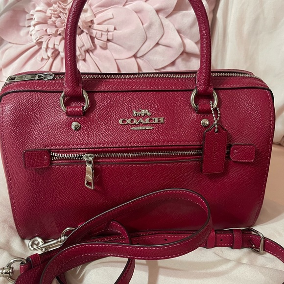 Coach red Rowan satchel ALMOST BRAND NEW - Picture 4 of 5